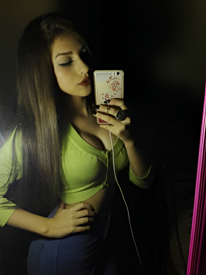 Марта привлекальеная девушка из Чебоксар цена от 4000 руб