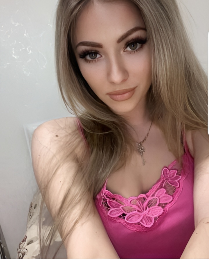 Рената привлекальеная девушка из Чебоксар цена от 5000 руб