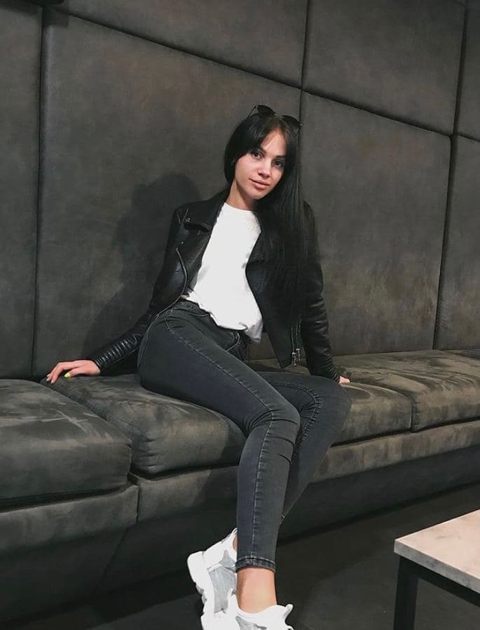 🎥 Света привлекальеная девушка из Чебоксар цена от 4000 руб