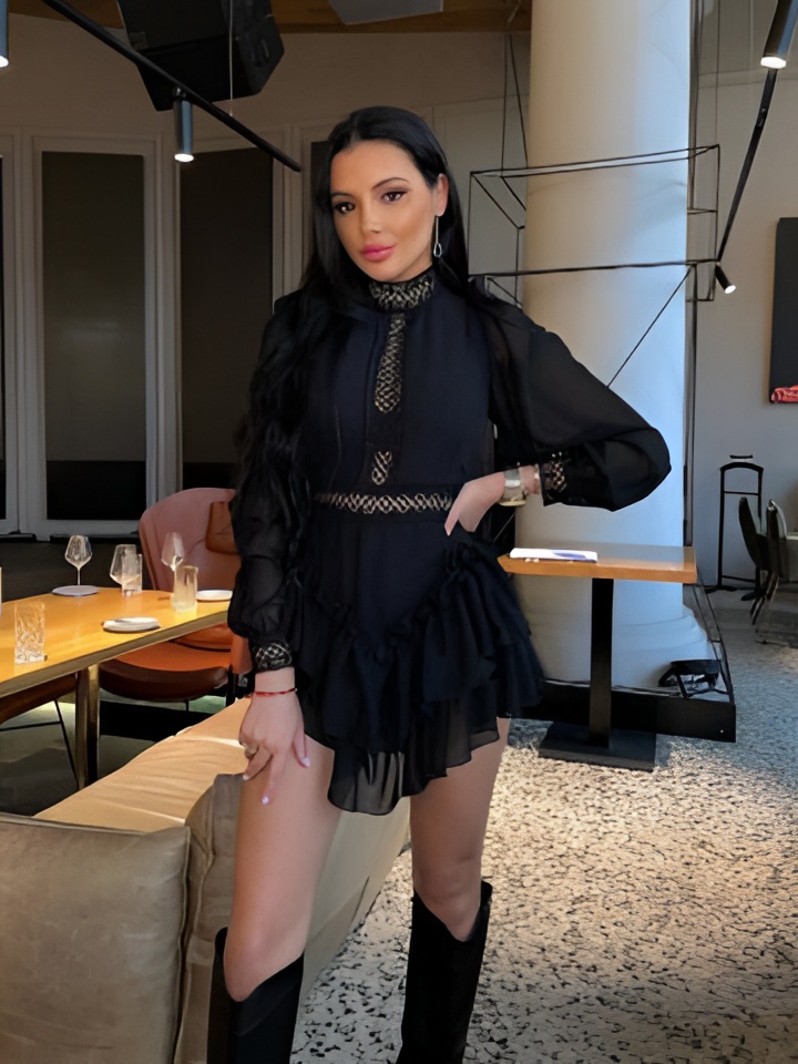 Индивидуалка Фрида, доступна для личного знакомства от 2000 руб