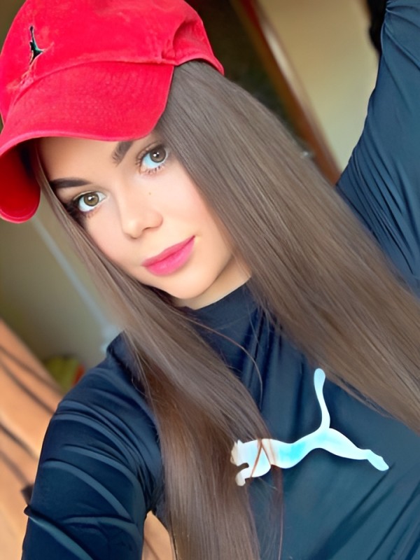 Дарья привлекательная девушка из Чебоксар цена от 2000 руб