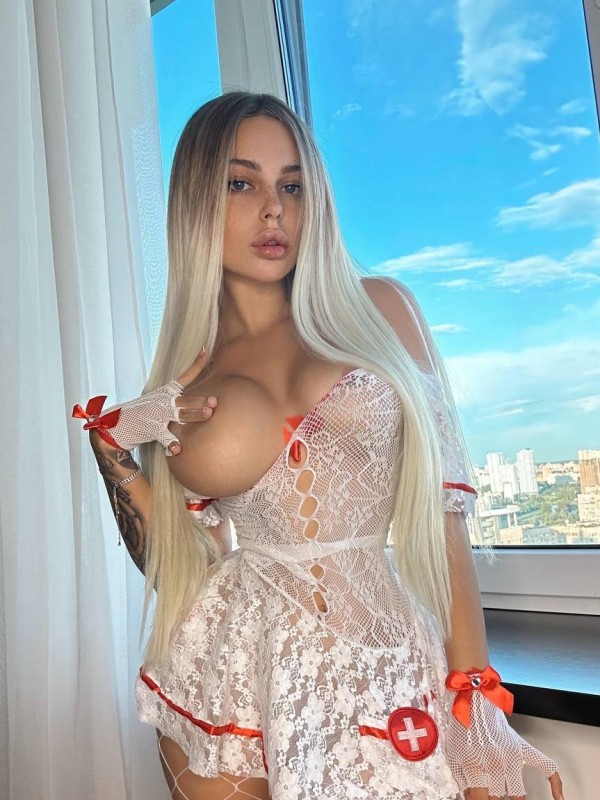 Мария привлекательная девушка из Чебоксар цена от 8000 руб